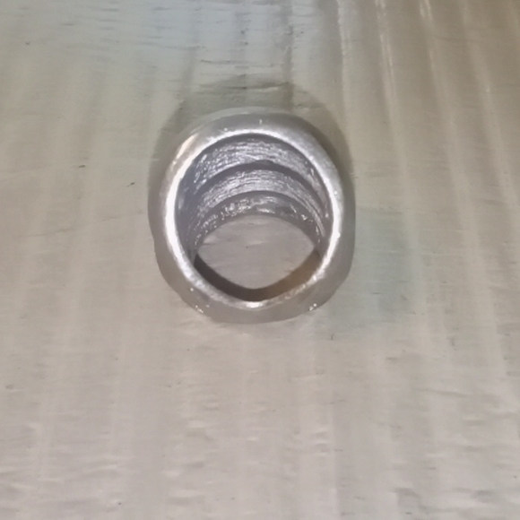 Ring - Picture 2 of 2